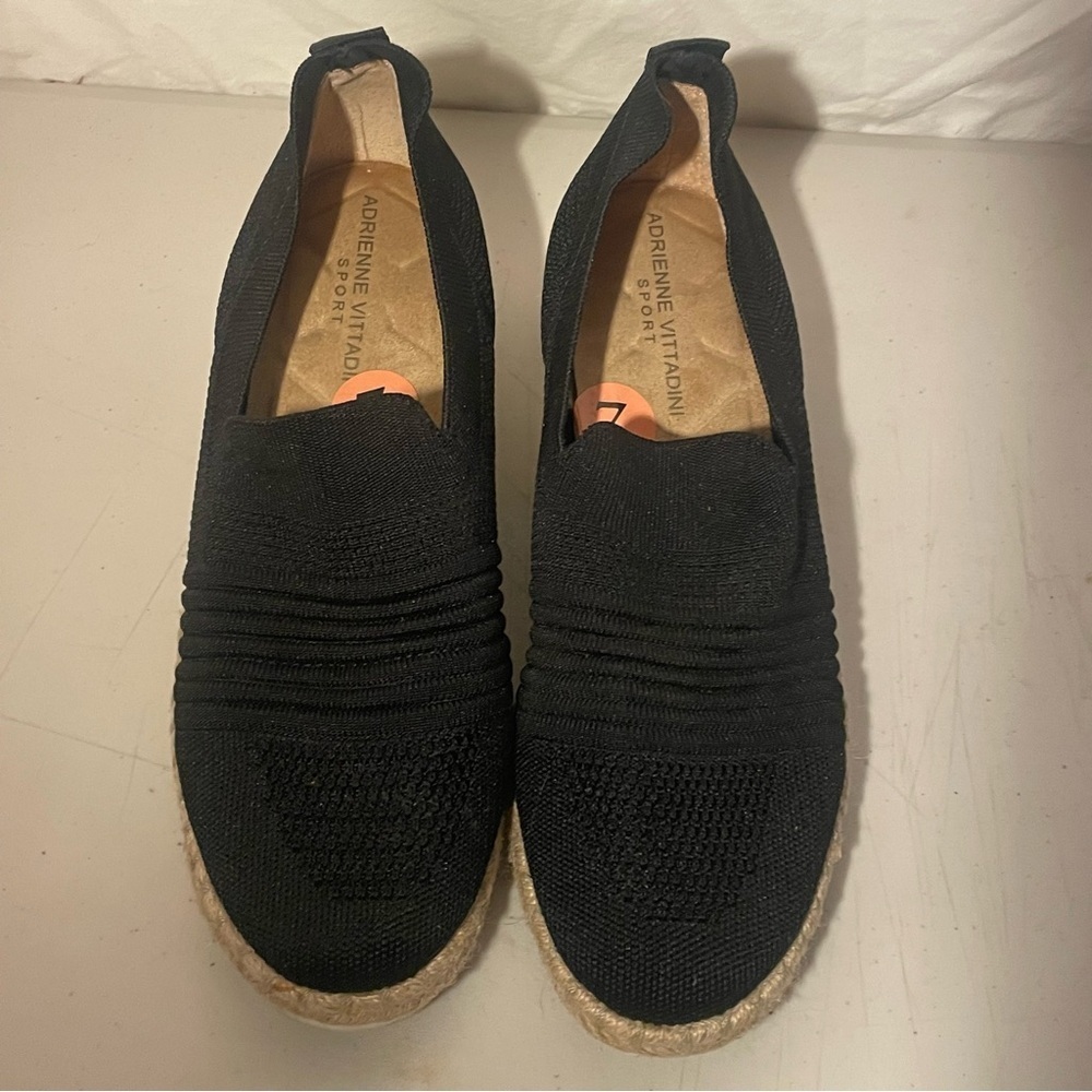 Adrienne Vittadini Black Slip-On Shoes size 7 espadrilles style heel (1 1/2”) - Picture 3 of 6